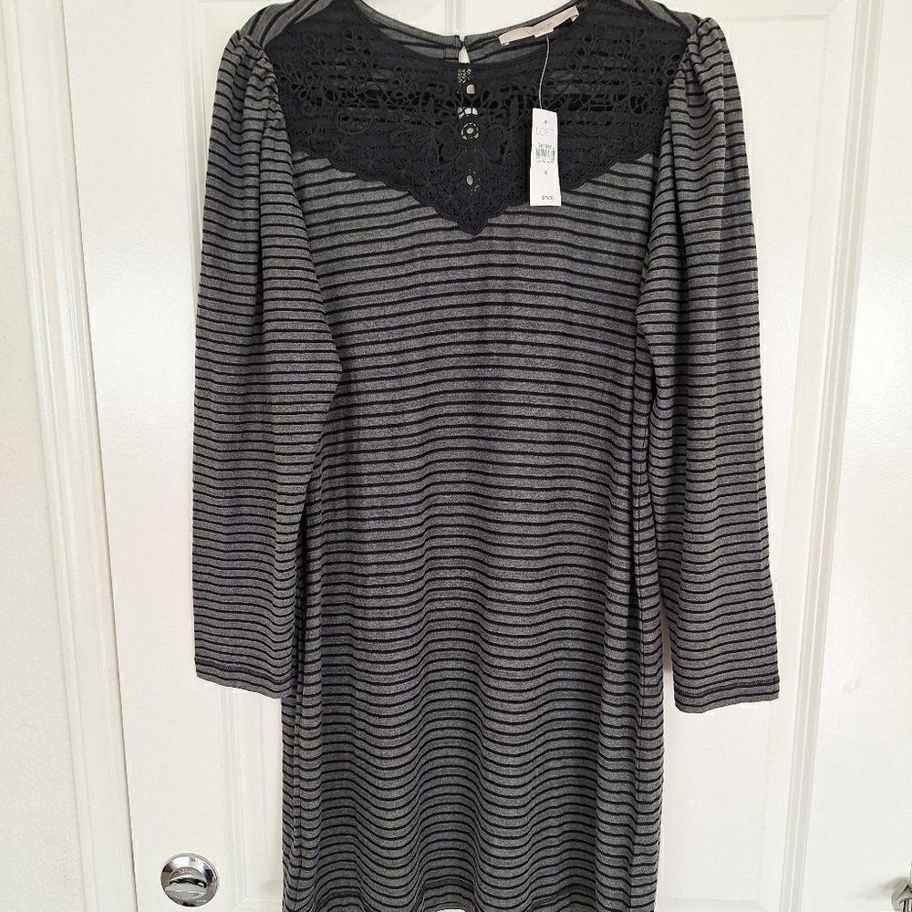 LOFT dress SIZE M New.‎
